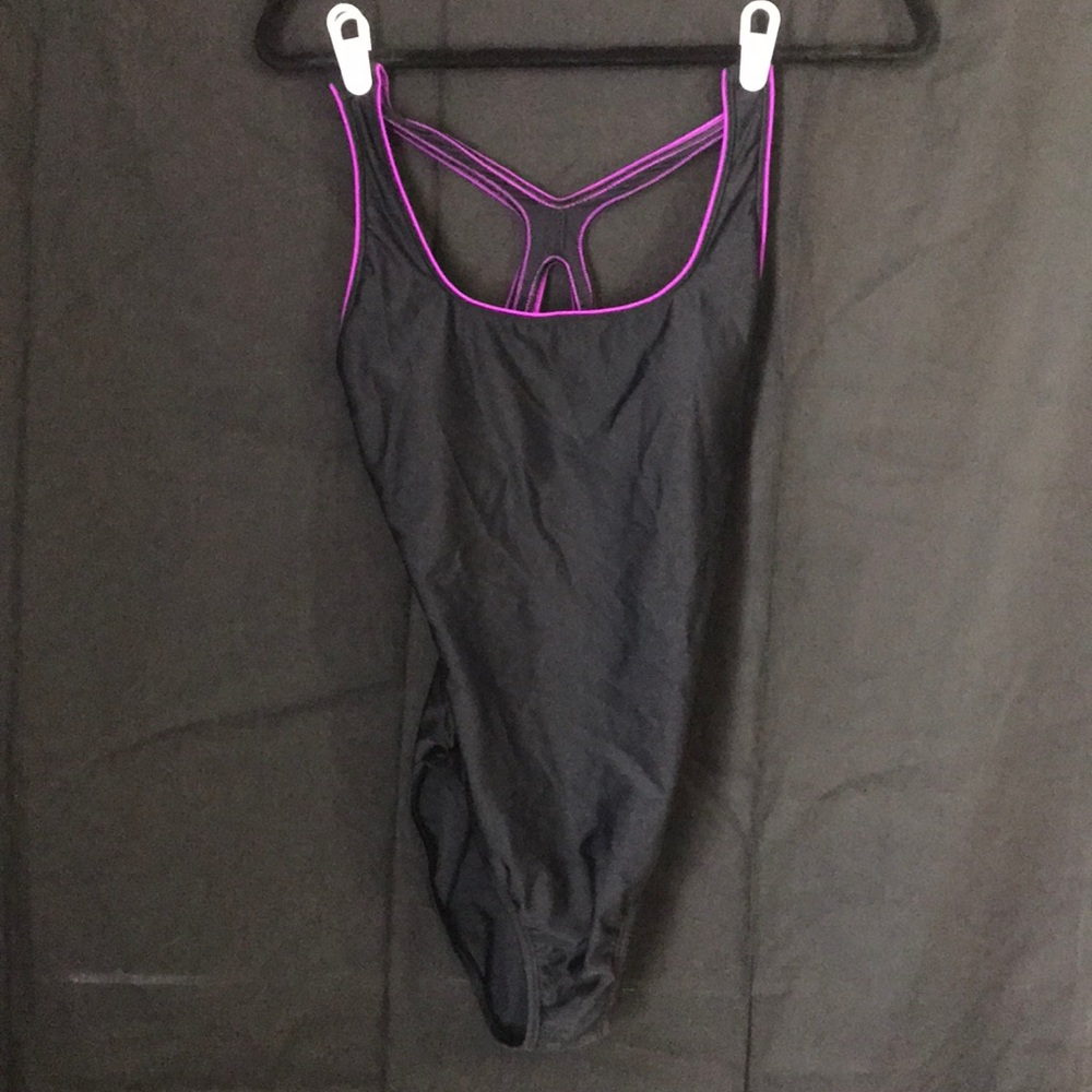 Speedo Razorback swimsuit size 8 NWOT